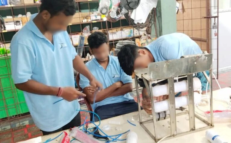 mineral water treatment plant manufacturers are on duty